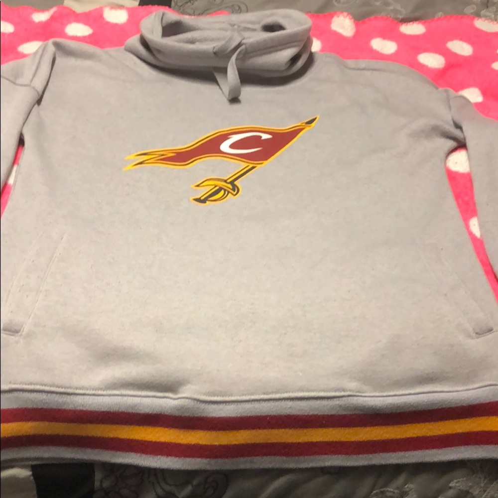 Cleveland Cavaliers sweatshirt